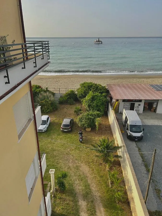 Un Affaccio Sul Mare Apartment Savona